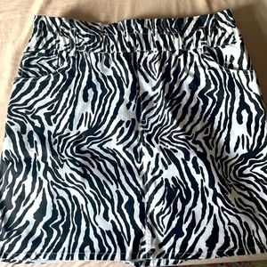 Black and white zebra skirt